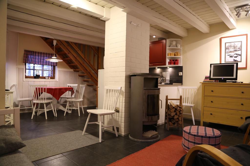 Linkkumylly Cottages เมนตีฮาริยู ภายนอก รูปภาพ